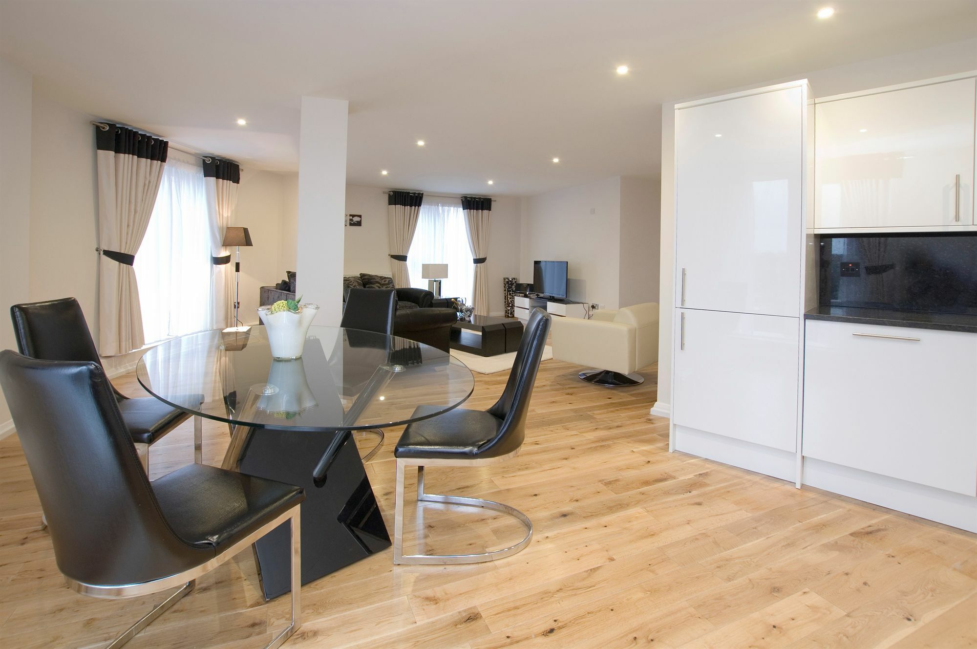 Luxlogic Apartment London Bagian luar foto